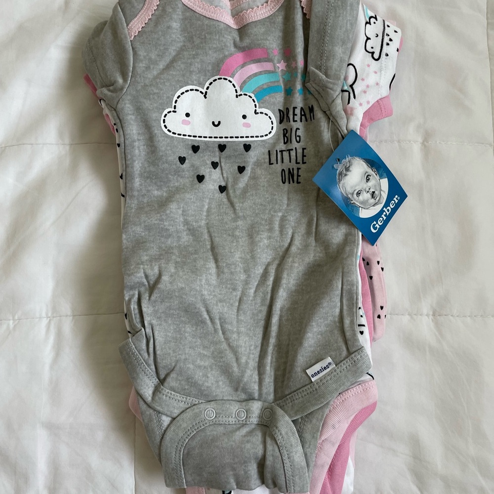 Gerber Onesies Bodysuit Set